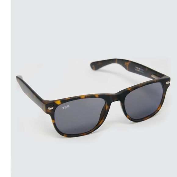 Cavalier Sunglasses - Picture 1 of 14